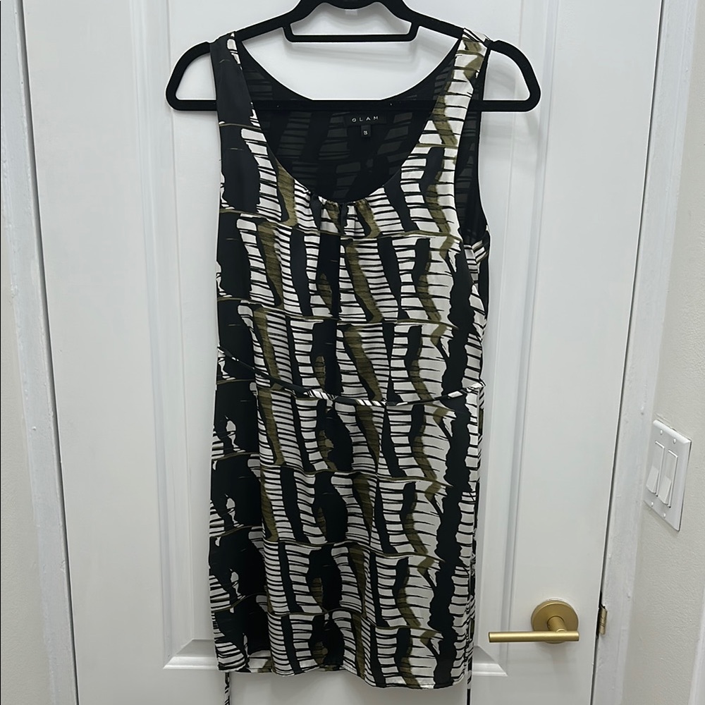 Patterned Sleeveless Dress